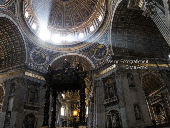 Altare della Basilica di San Pietro